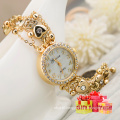 Novo estilo em forma de coração Pingente de diamante Pulseira Lady Watch Cestbell Special Gifts Watch